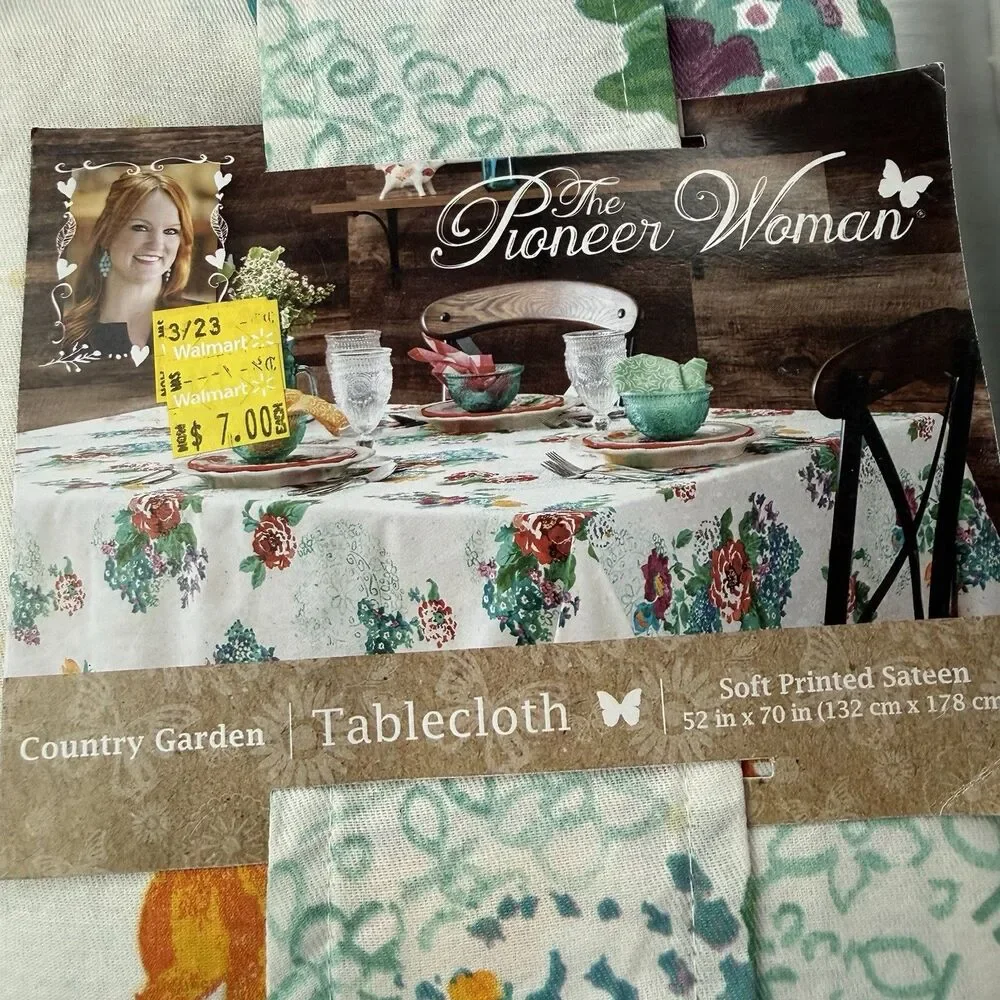 Lot Of 2 PIONEER WOMAN 52